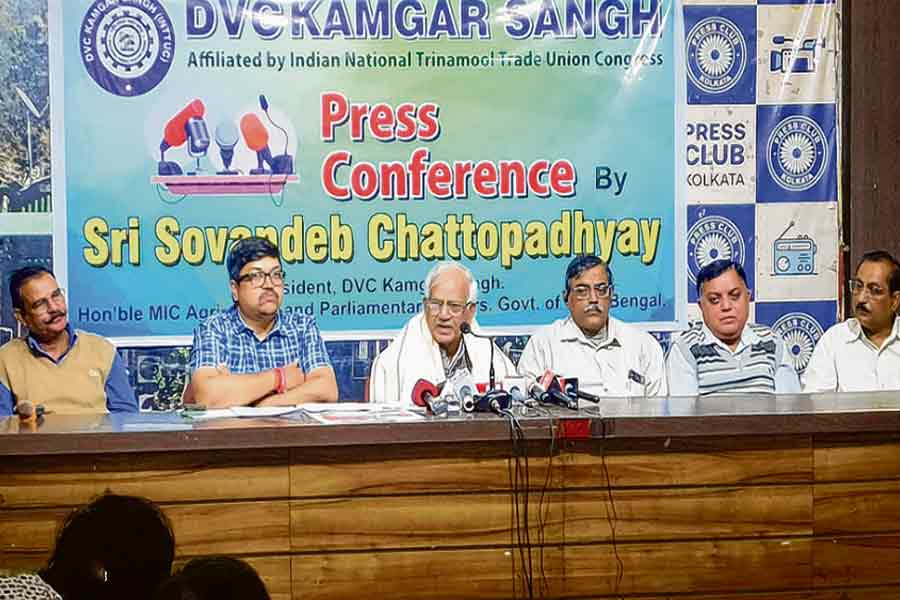 কর্মী ইউনিয়নের নির্বাচনে ৬ সংগঠনের লড়াই, ডিভিসিতে জয়ী তৃণমূলের ‘কামগড় সংঘ’
