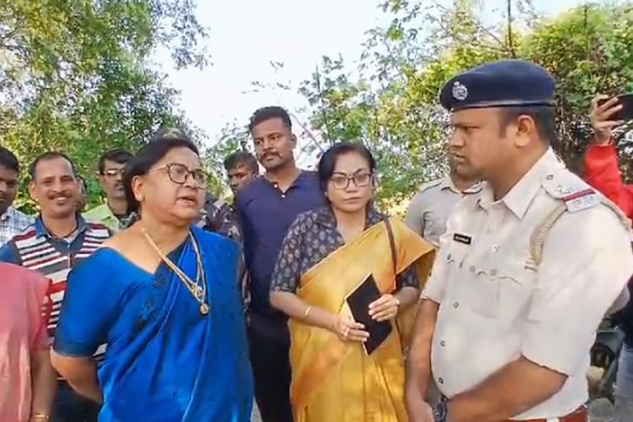 সন্দেশখালিতে জাতীয় মহিলা কমিশন, নিহত তরুণীর পরিবারের সঙ্গে কথা