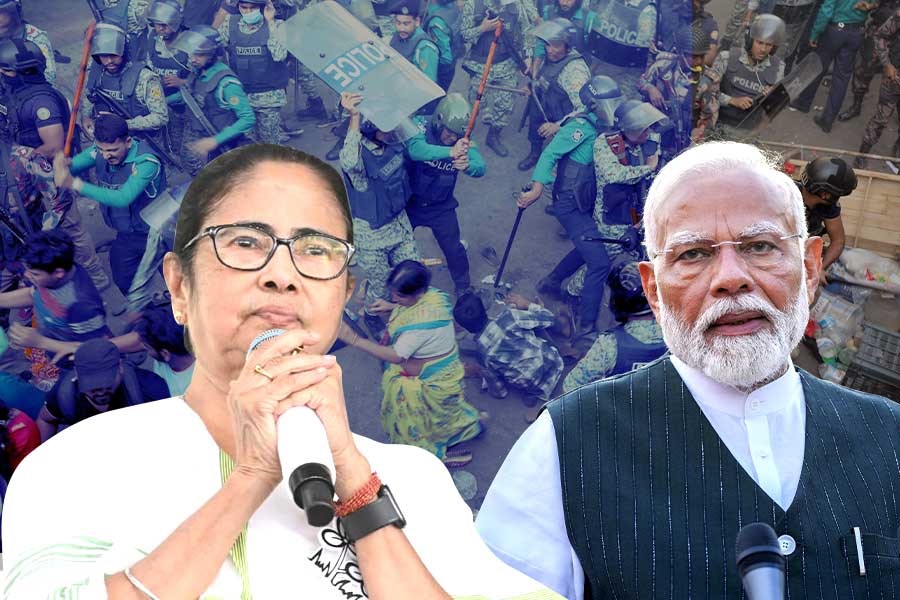 ‘শান্তিরক্ষা বাহিনী পাঠানো হোক’, বাংলাদেশ ইস্যুতে কেন্দ্রকে প্রস্তাব মমতার