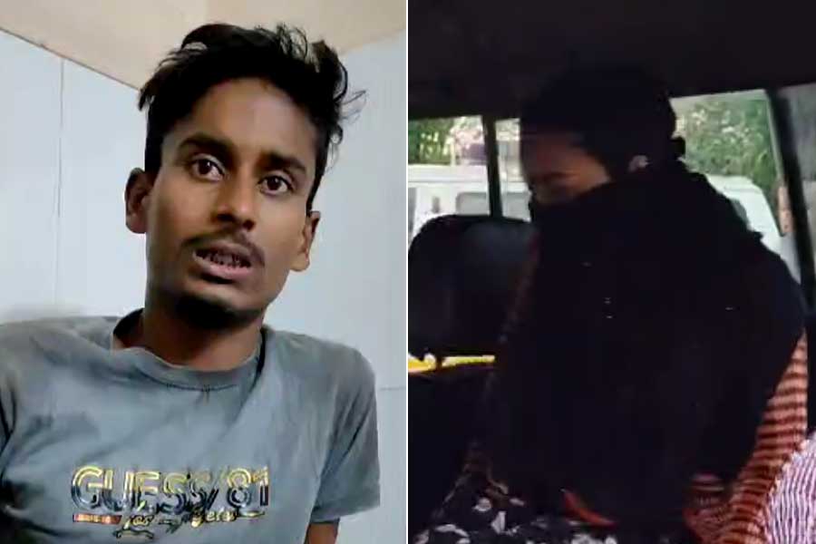 প্রেমিকের গোপনাঙ্গে ধারালো অস্ত্রের কোপ!