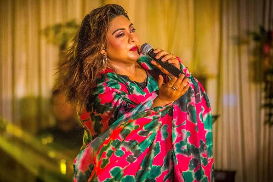 জোজোর অনুষ্ঠানে কালনায় চরম বিশৃঙ্খলা, পুলিশের লাঠিচার্জ, পদপিষ্ট অন্তত ১০