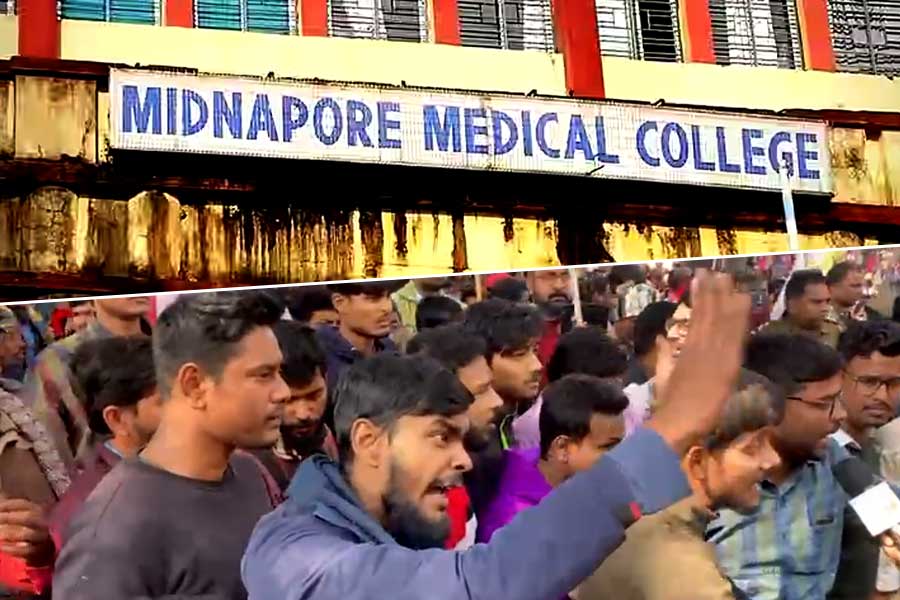 স্যালাইনে বিষক্রিয়া! ভেন্টিলেশনে সঙ্কটজনক ২ প্রসূতি, বাকিরা আইসিউতে, একাধিক পরীক্ষার নির্দেশ