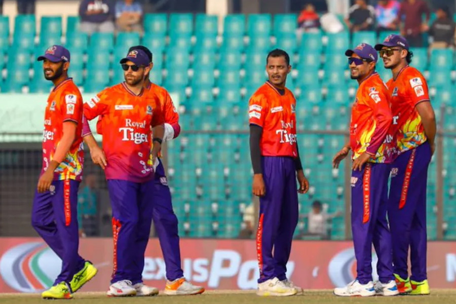 মেলেনি বেতন, পাওনা আদায়ে বাংলাদেশে ক্রিকেটারদের কিটব্যাগ আটকে টিমবাসের চালক!
