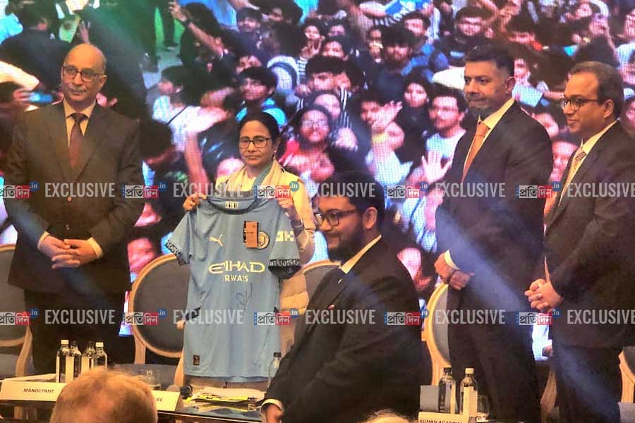 মুখ্যমন্ত্রীর লন্ডন সফরে টেকনো ইন্ডিয়ার সঙ্গে মউ স্বাক্ষর ম্যাঞ্চেস্টার সিটির, উচ্ছ্বসিত মমতা