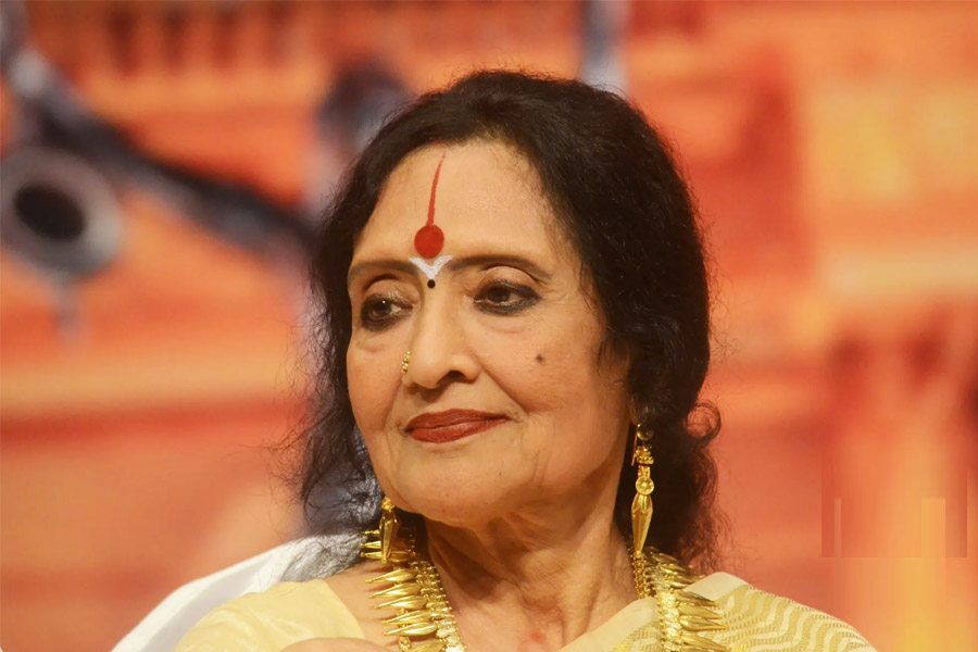 কিংবদন্তি অভিনেত্রী বৈজয়ন্তীমালার ‘মৃত্যুসংবাদ’, স্বস্তির খবর দিলেন অভিনেত্রীর ছেলে