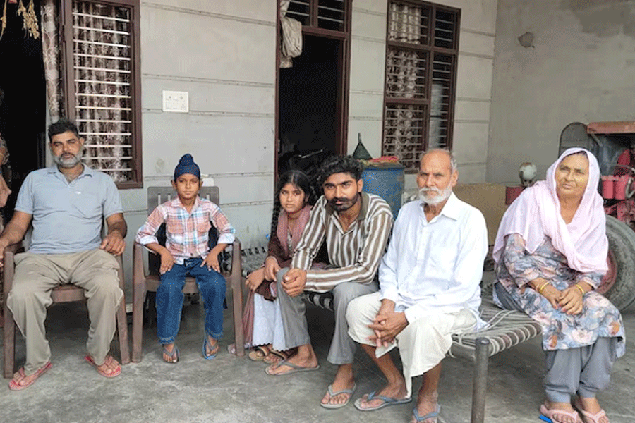 Punjab minor boy who served milk, lassi, icecream to jawans during Oparation Sindoor honoured by Indian Army