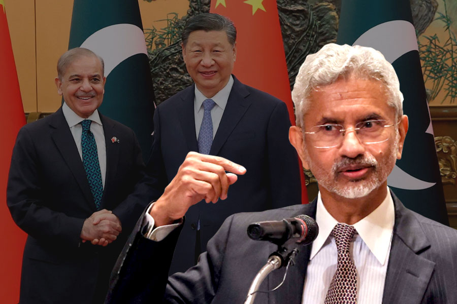 ‘বাকিটা আপনারা বুঝে নিন’, ভারতে হামলায় পাক ‘ঘনিষ্ঠ’ চিনের ভূমিকা নিয়ে ইয়র্কার জয়শংকরের