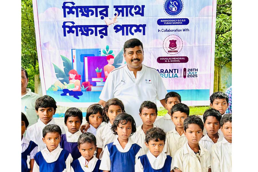 Bonhooghly Yubak Sangha's new program to spread education, now extending beyond the district map to Purulia
