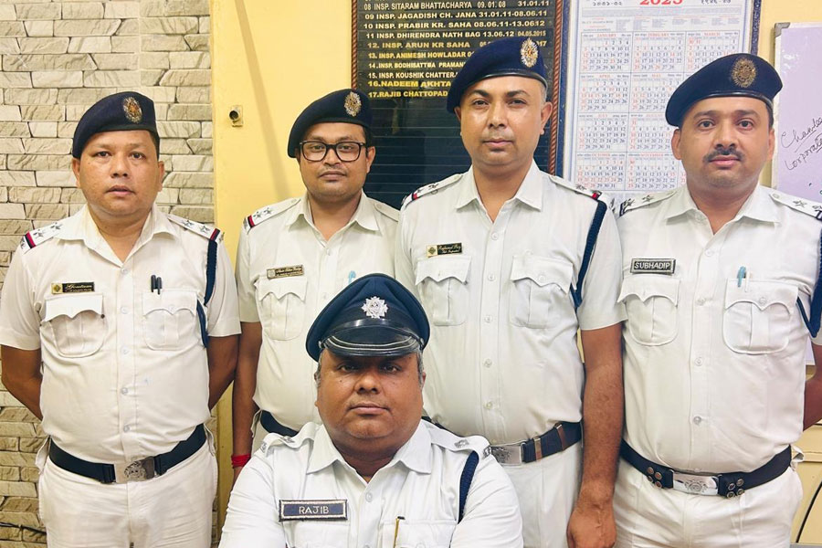 দক্ষিণ কলকাতার রাস্তায় যুবক ‘খুনে’র কিনারা, জয়নগর থেকে গ্রেপ্তার ‘স্টোনম্যান’