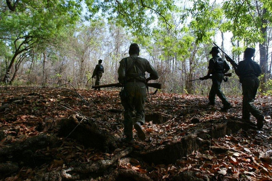 ‘লাল সন্ত্রাস’ দমনে ফের সাফল্য, ৮ ঘণ্টা তল্লাশির পর মহারাষ্ট্রে নিকেশ ৪ মাও নেতা