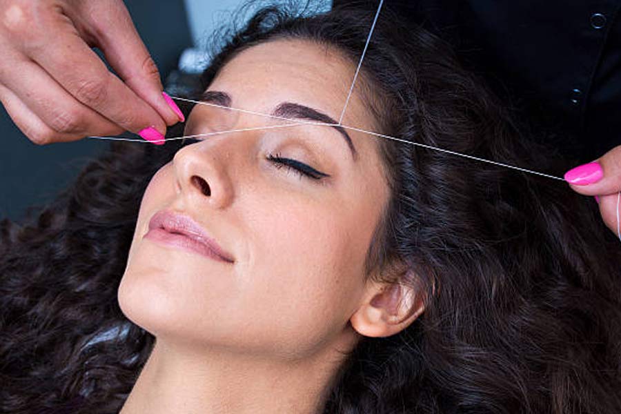 Eyebrow-Threading