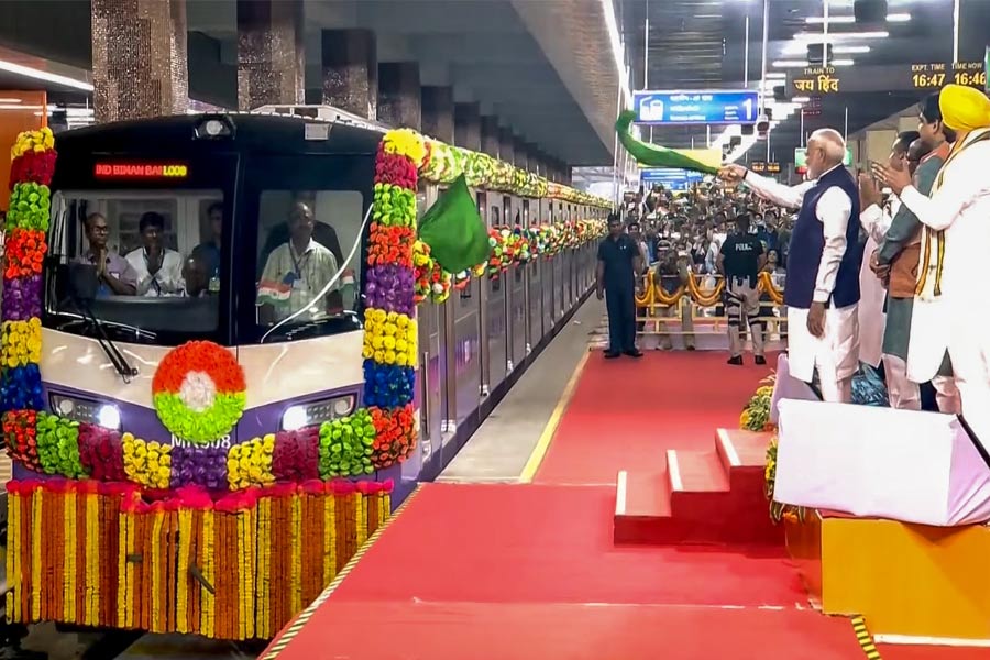 ব্লু লাইনের সঙ্গে নতুন ৩ রুটের বিস্তর ফারাক, ঘুরপথে মেট্রোর ভাড়াবৃদ্ধি?