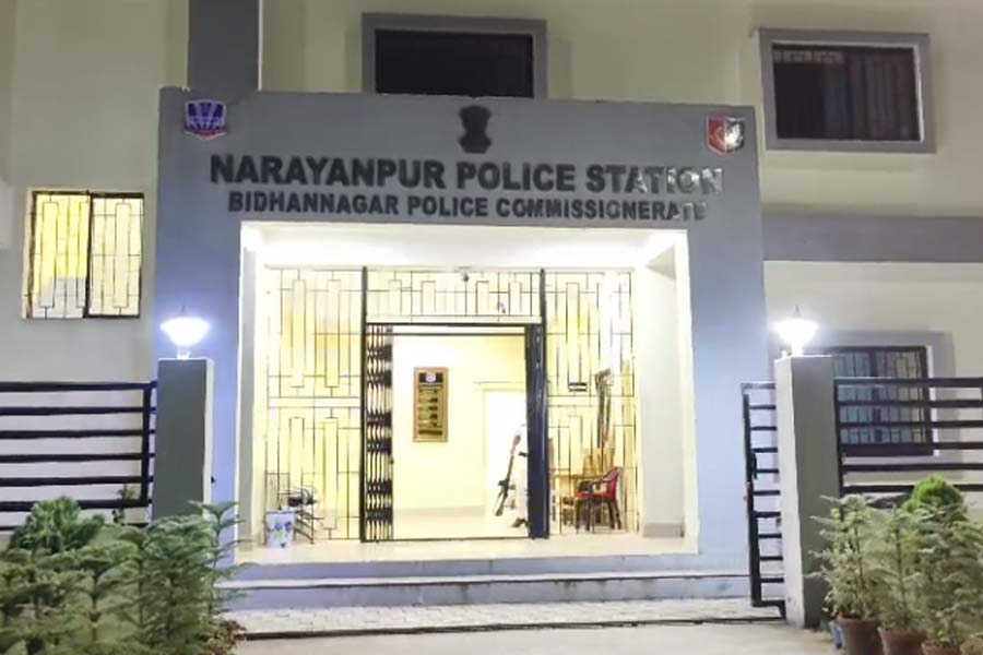 রাজারহাটে ‘আত্মঘাতী’ একই পরিবারের ২, আশঙ্কাজনক ১, দেনার দায়ে চরম সিদ্ধান্ত?