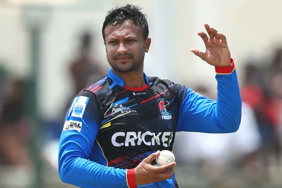 টি-টোয়েন্টিতে ৫০০ উইকেটের ক্লাবে শাকিব, বিশ্বরেকর্ডও গড়লেন বাংলাদেশি তারকা
