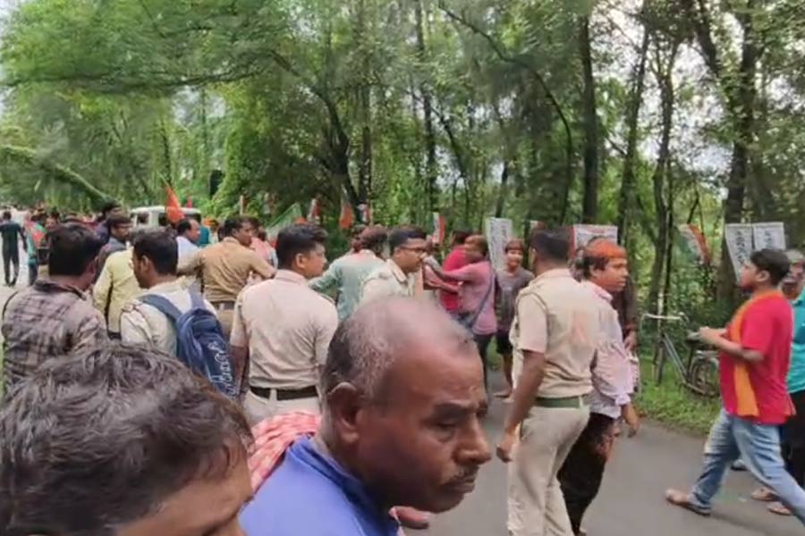 নন্দীগ্রামে মহিলা সংঘের ভোটে বিপুল জয় তৃণমূলের, অন্য সমিতিতে জিতেই ‘তাণ্ডব’ বিজেপির!
