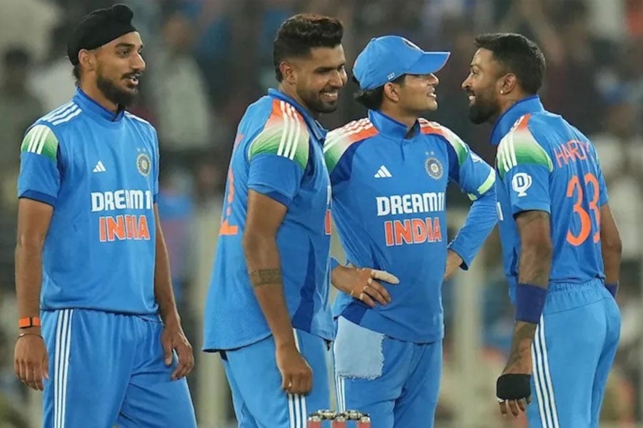 নামেই স্ট্যান্ডবাই! এশিয়া কাপের আগে পাঁচ তারকাকে নিয়ে বড় সিদ্ধান্ত বিসিসিআইয়ের 