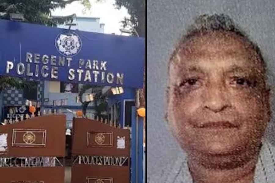 টালিগঞ্জে ছাদ থেকে পড়ে বৃদ্ধের মৃত্যু, খুন নাকি আত্মহত্যা?