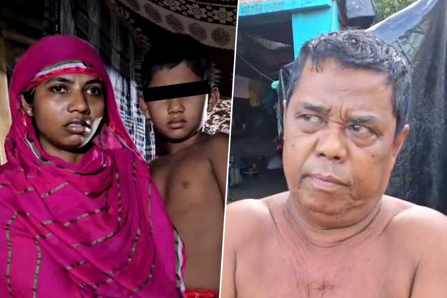 প্রৌঢ়কে ‘বাবা’ বানিয়ে নকল পরিচয়পত্র তৈরি বাংলাদেশি অনুপ্রবেশকারীর! চাঞ্চল্য বসিরহাটে