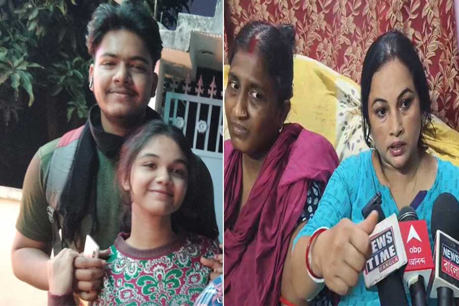 “আমাকেও গুলি করার চেষ্টা করে, কিন্তু…,” কৃষ্ণনগর-কাণ্ডে চাঞ্চল্যকর দাবি মৃত ছাত্রীর মায়ের