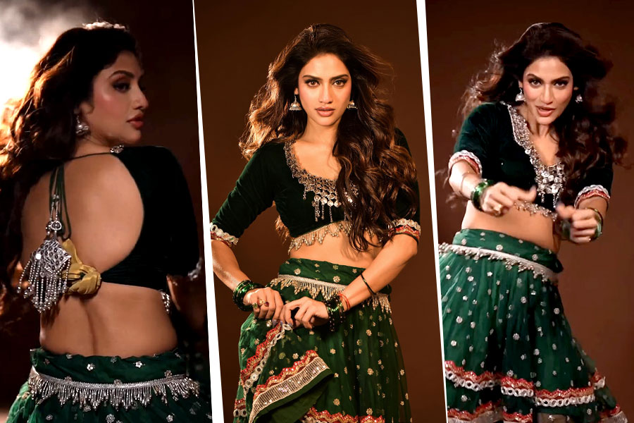 উফফফ… ‘অর্ডার ছাড়া বর্ডার ক্রস’ লুকে ফের ঝড় তুললেন নুসরত