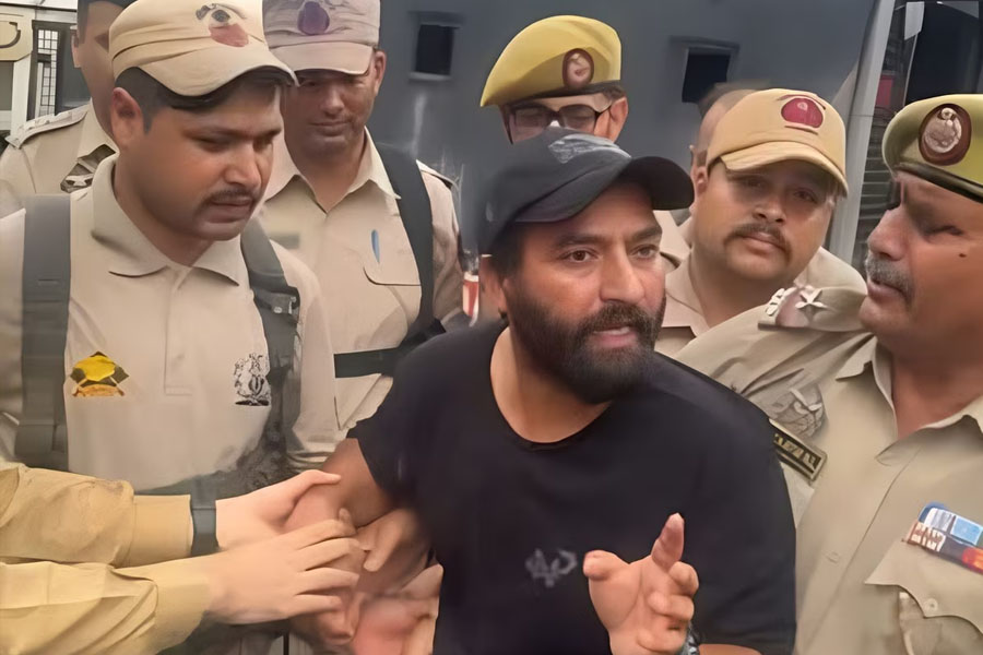 গ্রেপ্তার কাশ্মীরের একমাত্র আপ বিধায়ক মেহরাজ মালিক, PSA ধারায় মামলা দায়ের