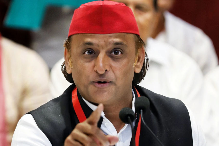 ‘ভোটচুরি বন্ধ না হলে ভারতেও নেপাল হবে’, অখিলেশের মন্তব্যে তুঙ্গে বিতর্ক
