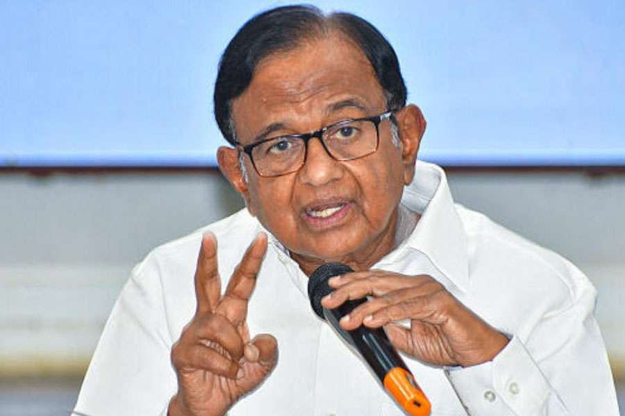 মনরেগার নামবদল গান্ধীকে দ্বিতীয়বার হত্যার সমান’, কেন্দ্রকে তুলোধোনা চিদম্বরমের