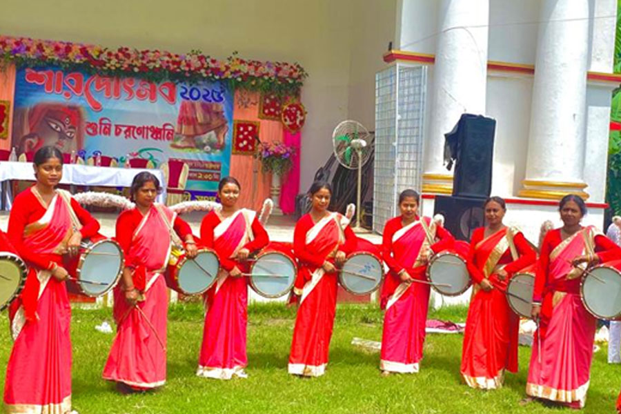 Durga Puja 2025: How dhakis celebrate Durga Puja