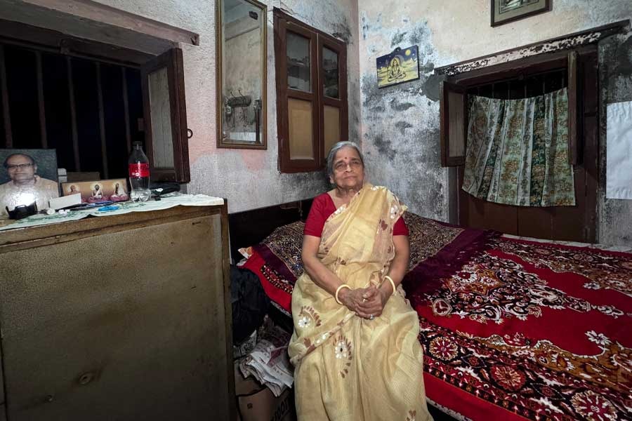 Mahanayak Uttam Kumar Birthday | Maternal brother’s wife recalls memories of the legendary actor’s maternal home and birthplace at Ahiritola, Kolkata.