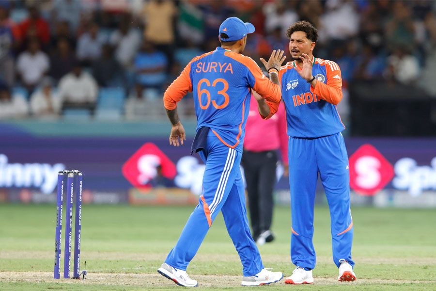 ‘ওর মধ্যে শেখার খিদে প্রবল’, প্রশংসায় পঞ্চমুখ আক্রম, নতুন ট্রেনারকে কৃতিত্ব দিলেন কুলদীপ