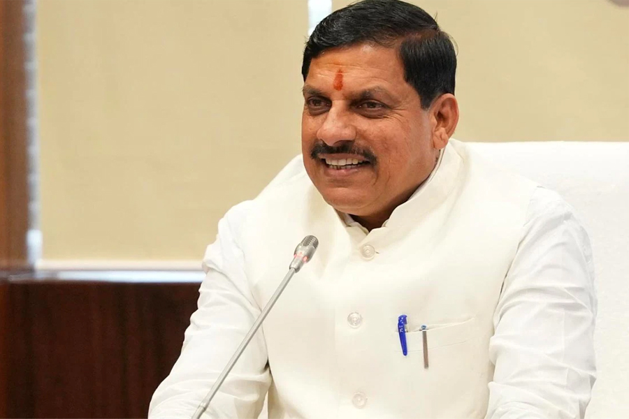 ‘সব কাজ কি আমাকেই করতে হবে!’, প্রকাশ্যে পুলিশ সুপারকে ধমক মধ্যপ্রদেশের মুখ্যমন্ত্রীর, তুঙ্গে বিতর্ক