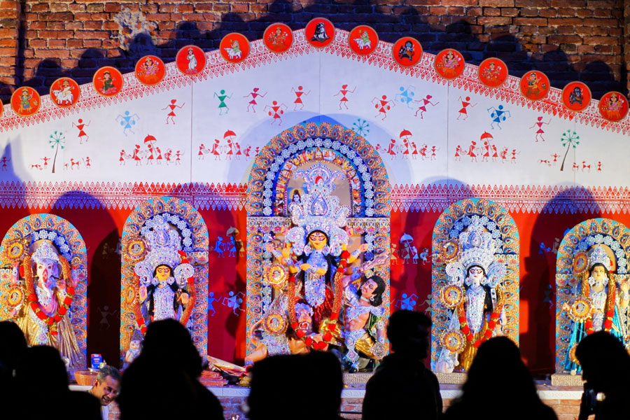 দুর্গাপুজোয় মিশবে জার্মানির ২০০ বছর পুরনো উৎসব, মিউনিখের শারদীয়ায় অতিথি নেতাজিকন্যাও!