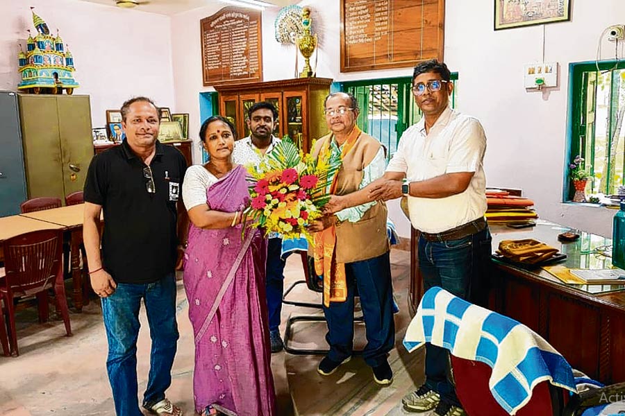 ‘ফোটোনিক্স’ নিয়ে ব্যতিক্রমী গবেষণা, বিশ্বের খ্যাতনামাদের তালিকায় বাঙালি বিজ্ঞানী
