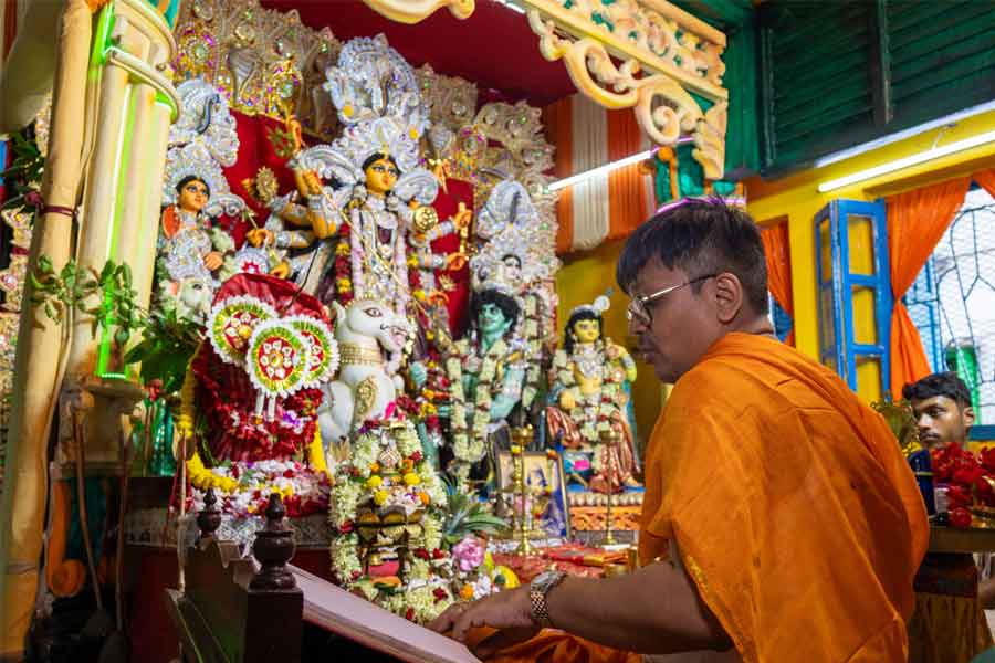 Tangra-Puja