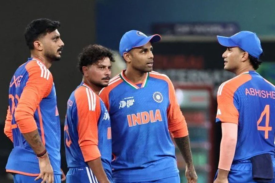 মাথায় গুরুতর চোট! পাক ম্যাচে অনিশ্চিত ভারতের তারকা অলরাউন্ডার?