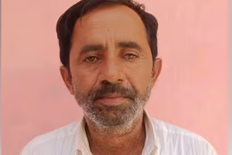 অপারেশন সিঁদুরের সময় সেনার গতিবিধির তথ্য আইএসআইকে পাচার! রাজস্থানে গ্রেপ্তার ‘পাক চর’