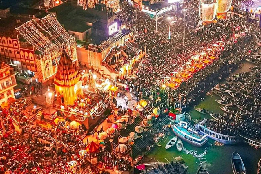 দেব দীপাবলিতে ১০ লক্ষ প্রদীপে সাজবে কাশীর ঘাট, প্রস্তুতি যোগী সরকারের
