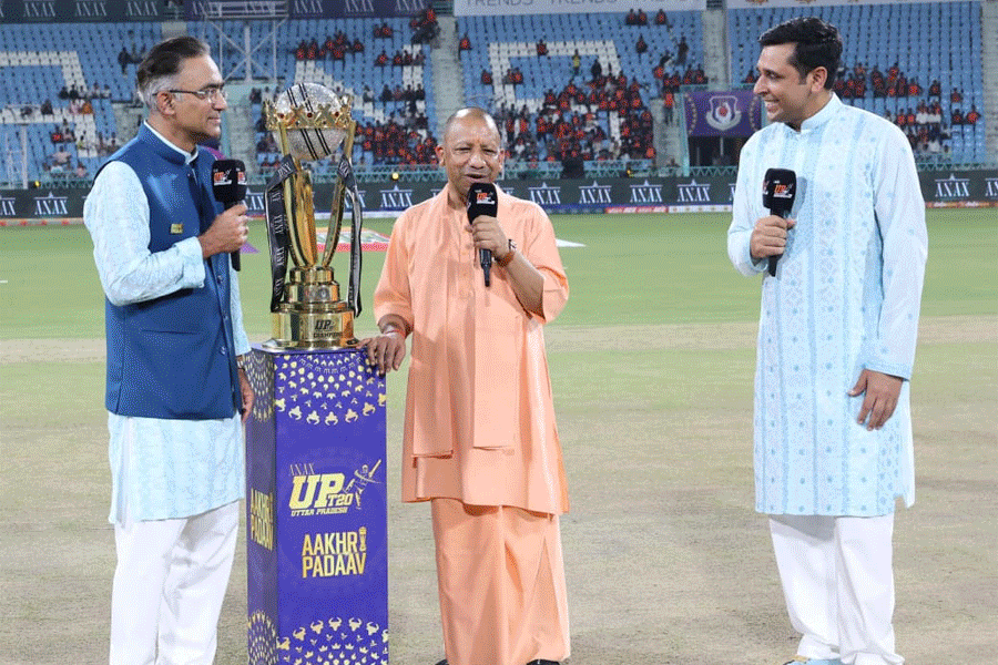 ‘রাজ্যজুড়ে হবে স্টেডিয়াম’, উত্তরপ্রদেশ টি-২০ ফাইনালের সূচনা করে বড় আশ্বাস যোগী