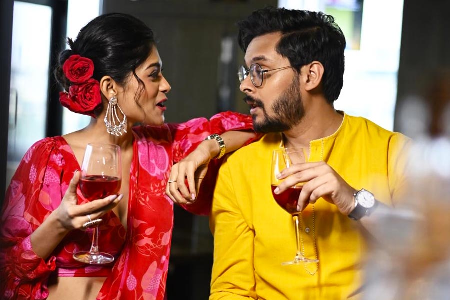 Durga Puja 2025: Anusha Biswanathan, Aditya Sengupta shares durga puja plans