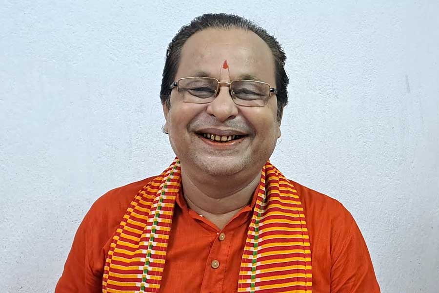 ‘কোনও হিন্দুকে দেশ ছাড়তে হবে না’, কেন্দ্রের নতুন বিদেশি নাগরিক আইনে উচ্ছ্বসিত ‘কবিয়াল’ অসীম