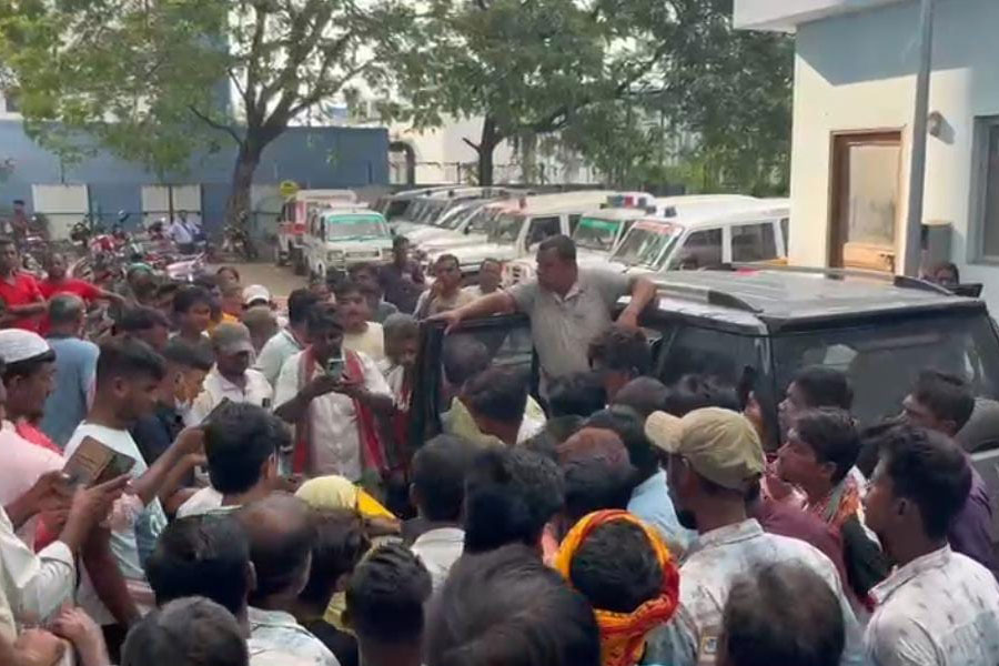 At least 5 dead in landslide at Birbhum stone quarry