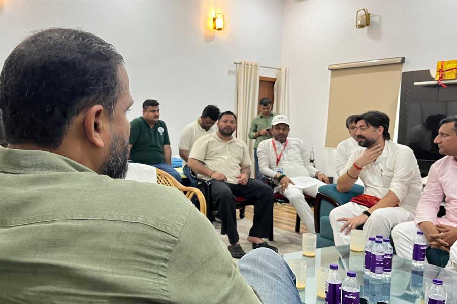 বিহারে রাহুলের মিছিলে তৃণমূলের ইউসুফ-ললিতেশ, র‍্যালি শেষে তেজস্বীর বাড়িতে বৈঠকও