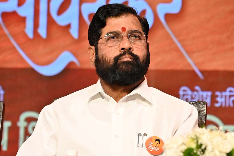 মহারণের আগে মাইন্ড গেম শুরু, হ্যাকার হানায় একনাথ শিণ্ডের এক্স হ্যান্ডেলে উড়ল পাক পতাকা