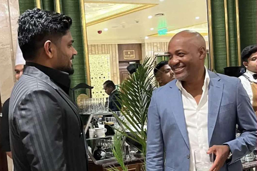 ‘চেজরা কি আদৌ দেশের জার্সিতে খেলতে চায়?’, ওয়েস্ট ইন্ডিজ টিমকে আক্রমণ লারার