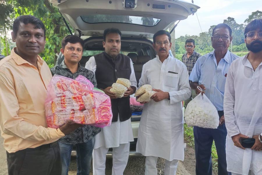 ‘জাতীয় বিপর্যয়’ ঘোষণার দাবি, উত্তরবঙ্গ ঘুরে কেন্দ্র-রাজ্যকে একসঙ্গে কাজের বার্তা কংগ্রেসের