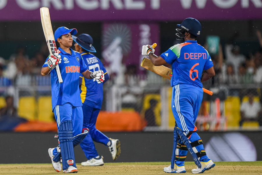 ‘ওরা যেভাবে চাপ সামলেছে…’, দীপ্তি-অমনজ্যোতের ঢালাও প্রশংসা ভারতীয় অধিনায়কের