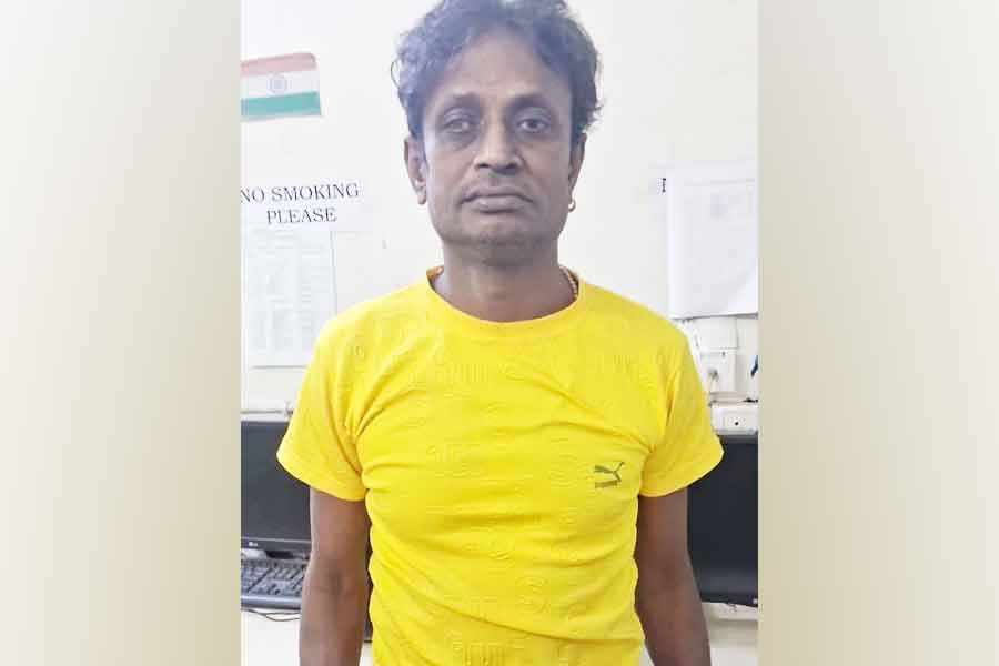 বিশেষ ক্ষমতাসম্পন্ন মহিলাকে ‘ধর্ষণ’, নাদিয়ালে গ্রেপ্তার ১