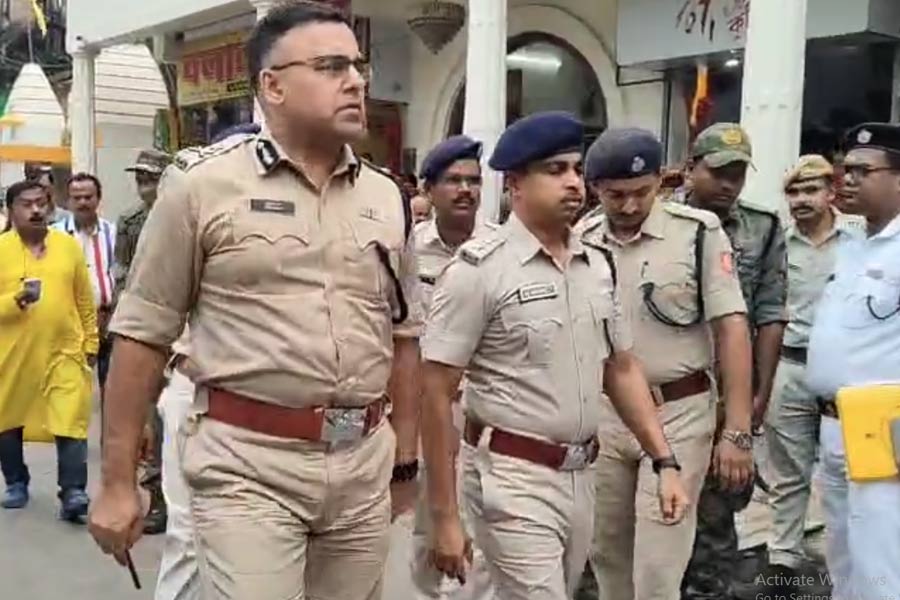 রাজ্য পুলিশে বড়সড় রদবদল, ১০ জেলার পুলিশ সুপার ও ASP পদে বদলি