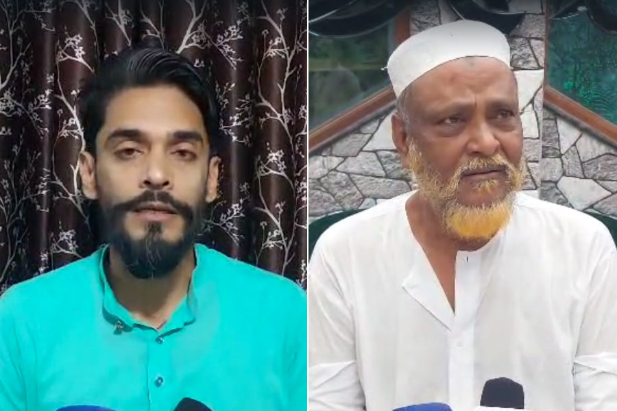 এসআইআরে মুসলিমদের হেনস্তার চক্রান্ত বলছেন ত্বহা, আতঙ্কের কিছু নেই পালটা নওশাদের