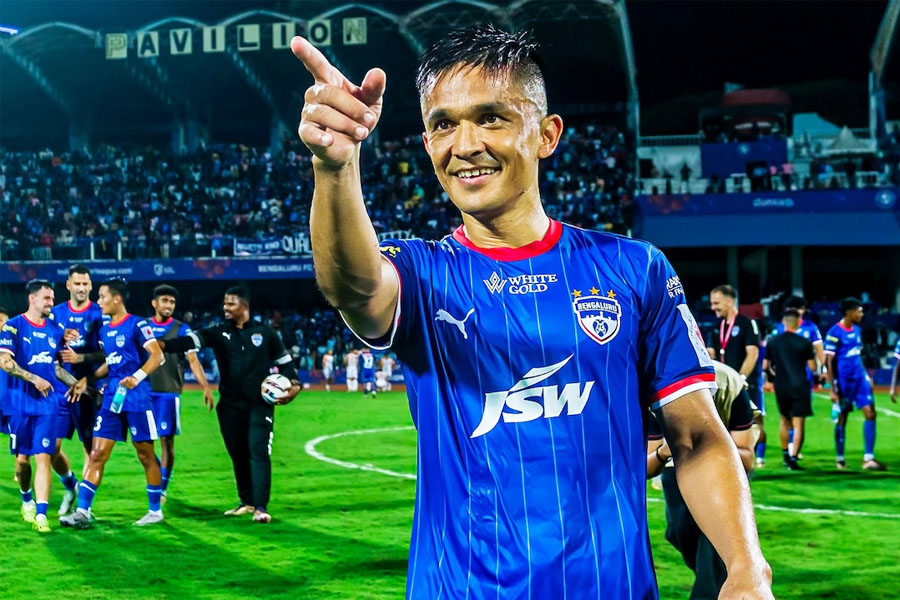 এখনই অবসর নয়, সুনীলের সঙ্গে নতুন চুক্তি বেঙ্গালুরু এফসি’র